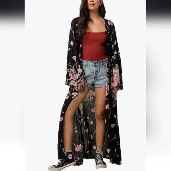Billabong Desi Kimono Maxi Dress V Neck Button Front Floral Print Black Med NWT - Picture 3 of 16